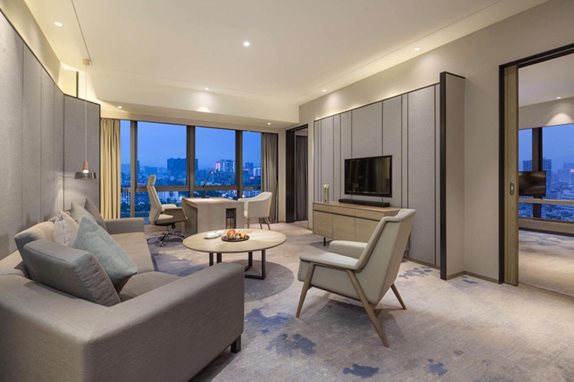 Doubletree By Hilton Hotel Shenzhen Longhua, Near Huawei, Foxcnn, Shenzhen North Railway, Uniwalk & Uniworld Shopping Mall, Sam'S Club Εξωτερικό φωτογραφία