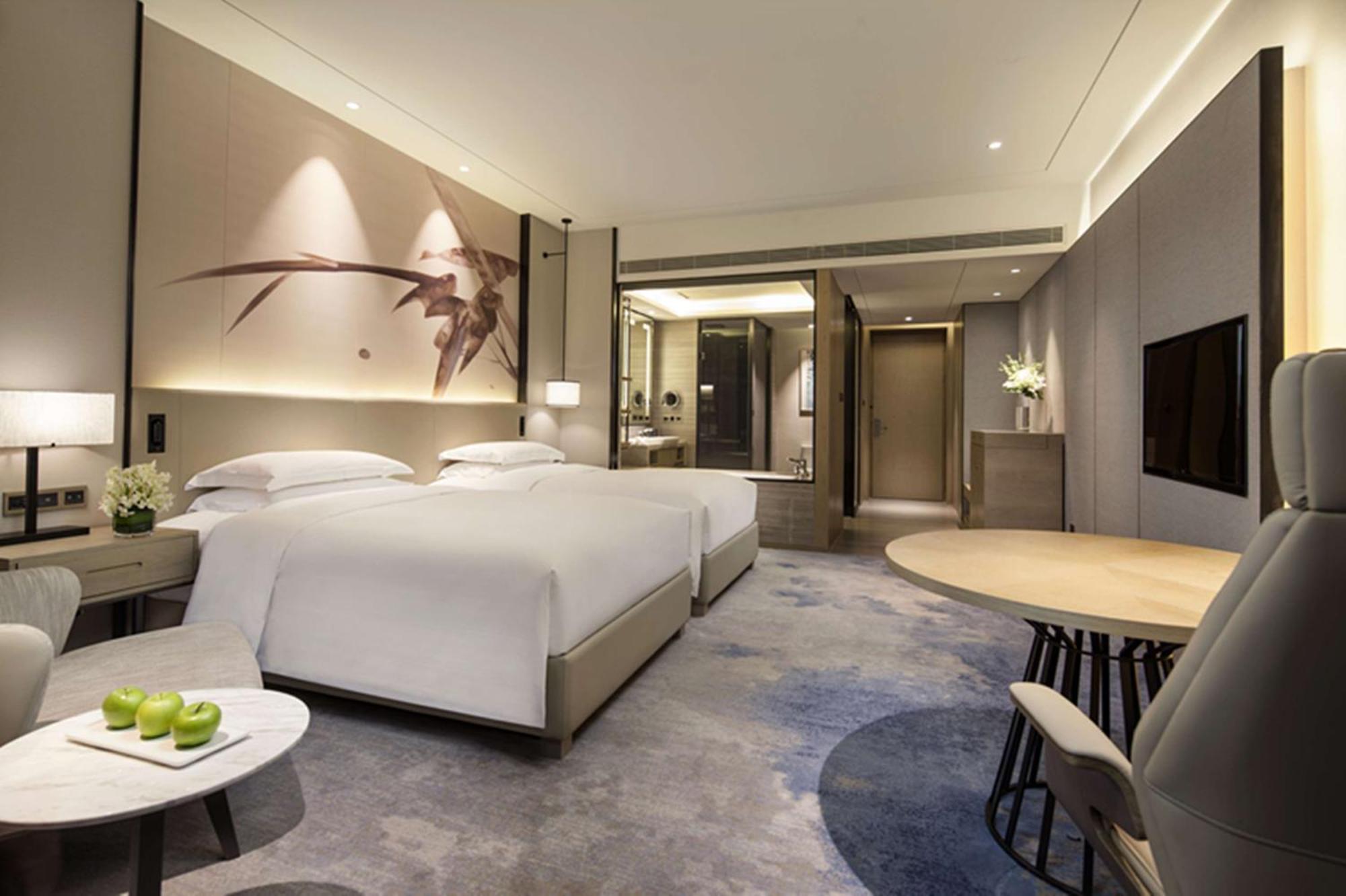 Doubletree By Hilton Hotel Shenzhen Longhua, Near Huawei, Foxcnn, Shenzhen North Railway, Uniwalk & Uniworld Shopping Mall, Sam'S Club Εξωτερικό φωτογραφία